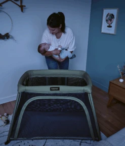 BabyMoov Lit Parapluie Avec Berceau Intégré - Moov & Comfy 16 BabyMoov Lit Parapluie Avec Berceau Intégré - Moov & Comfy -Babymoov Litparapluiepourbebebabymoov